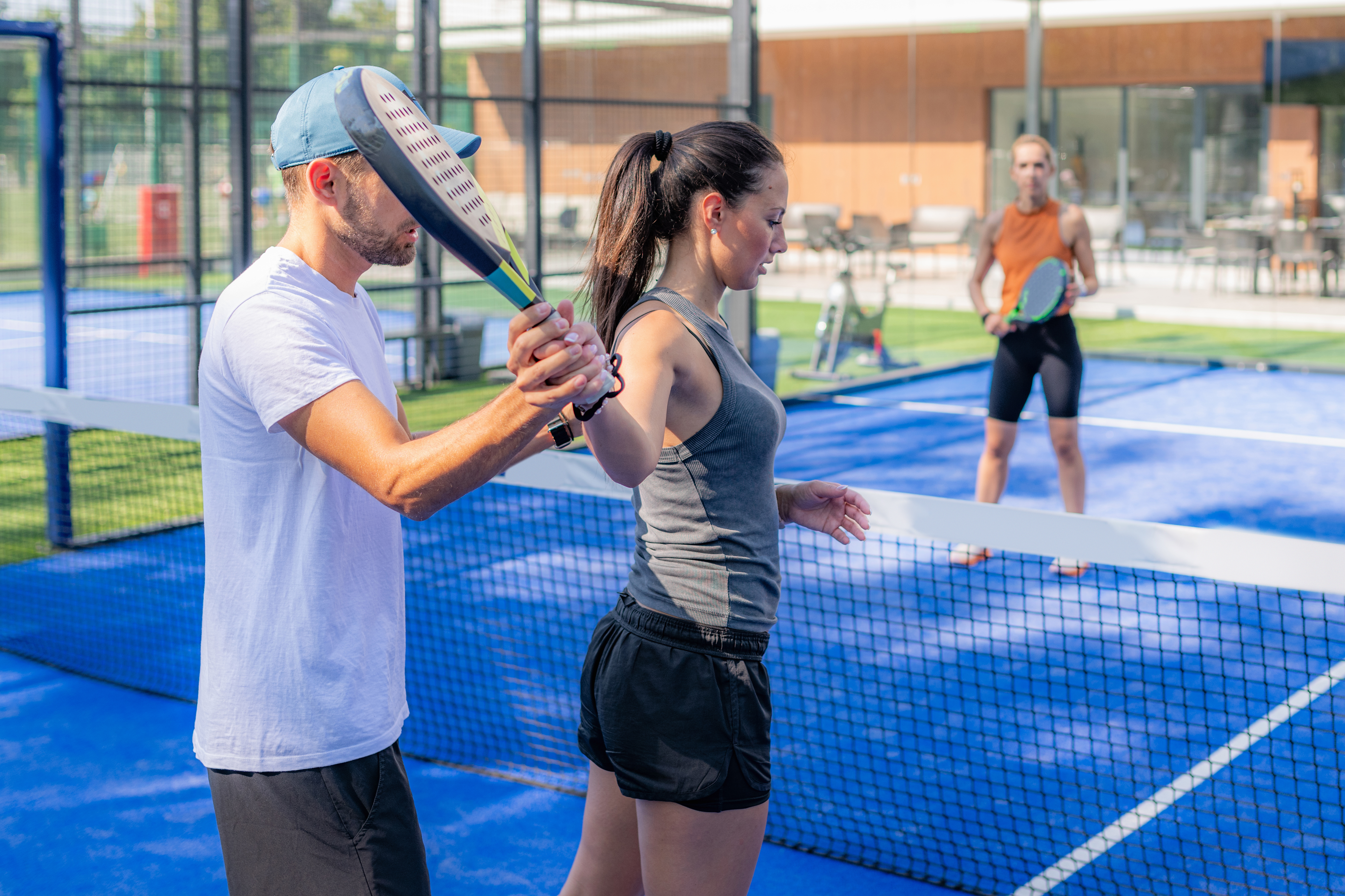 Padel lesson outdoors